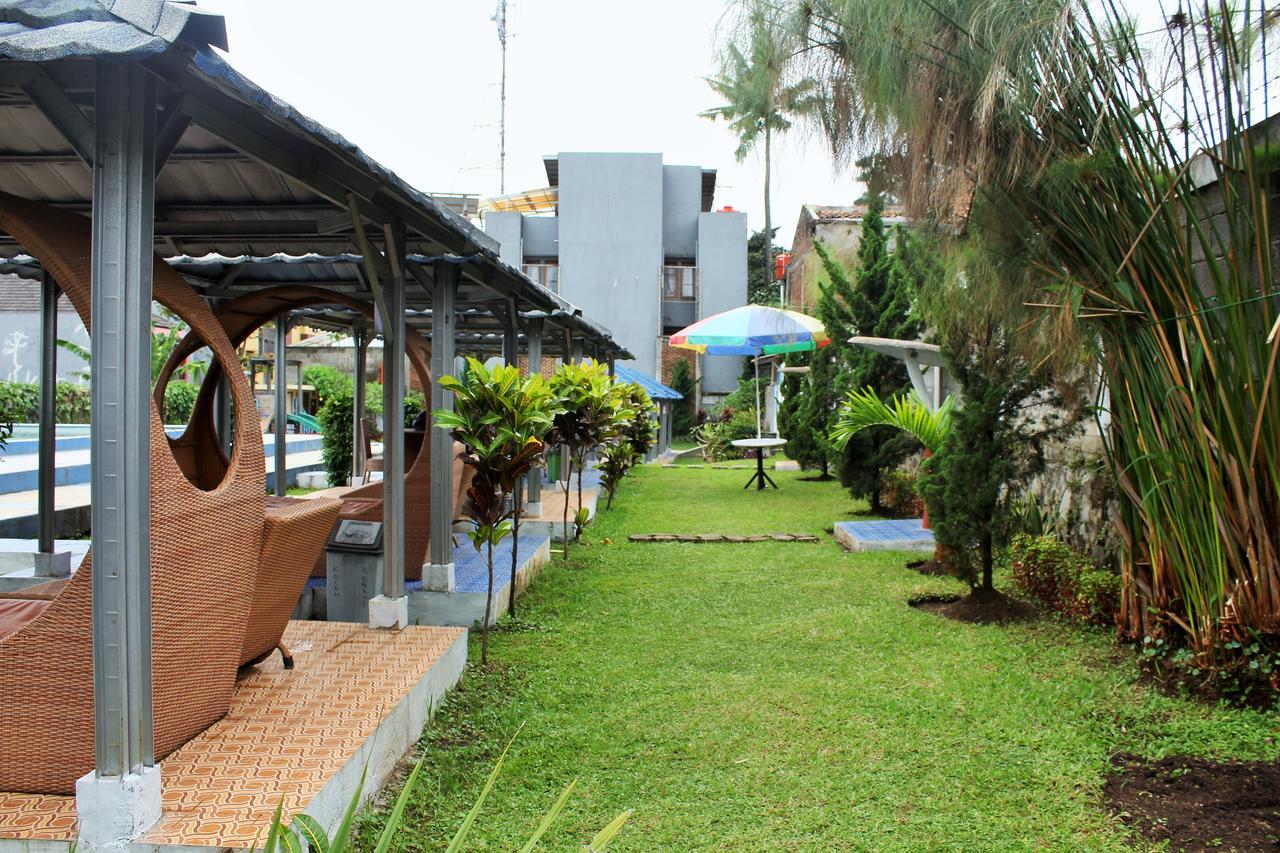 Asrama Reddoorz @ Dago 2 *