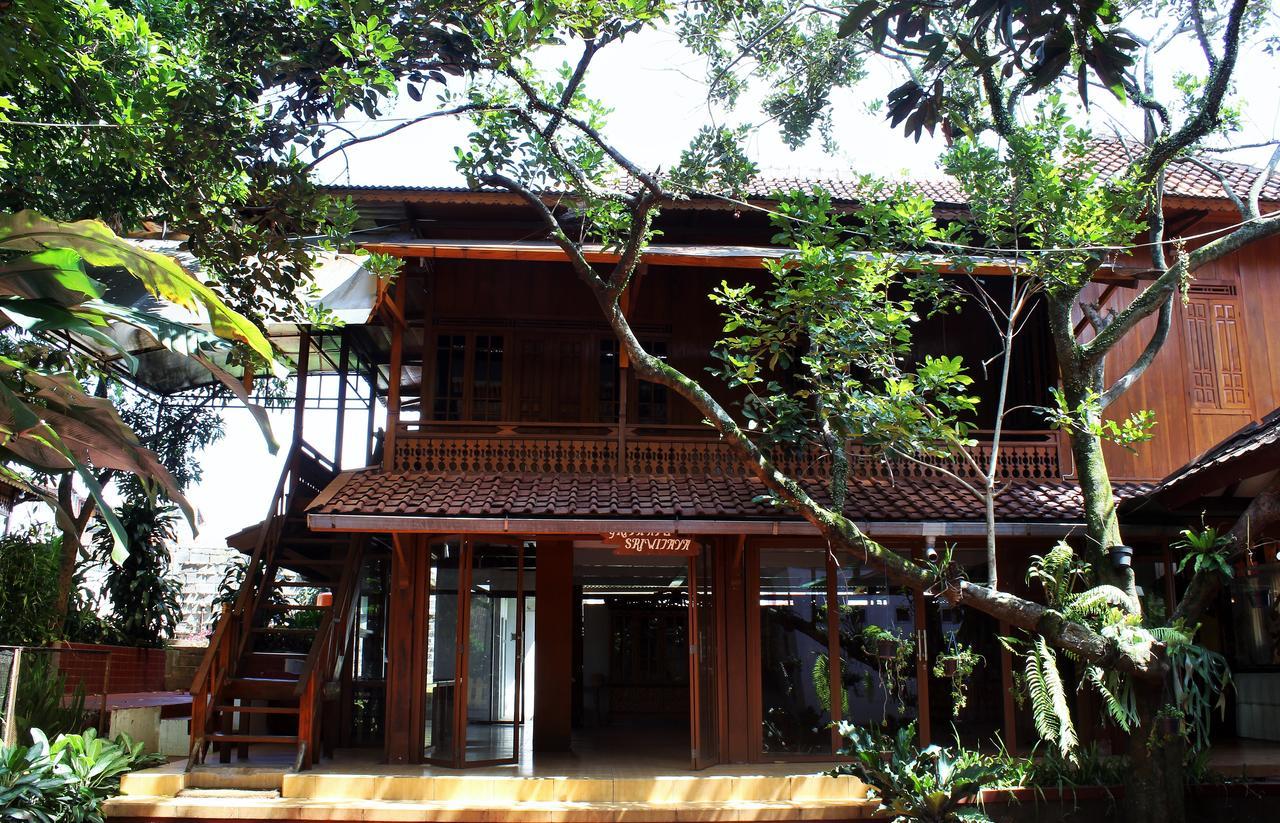 Asrama Reddoorz @ Dago 2 Bandung